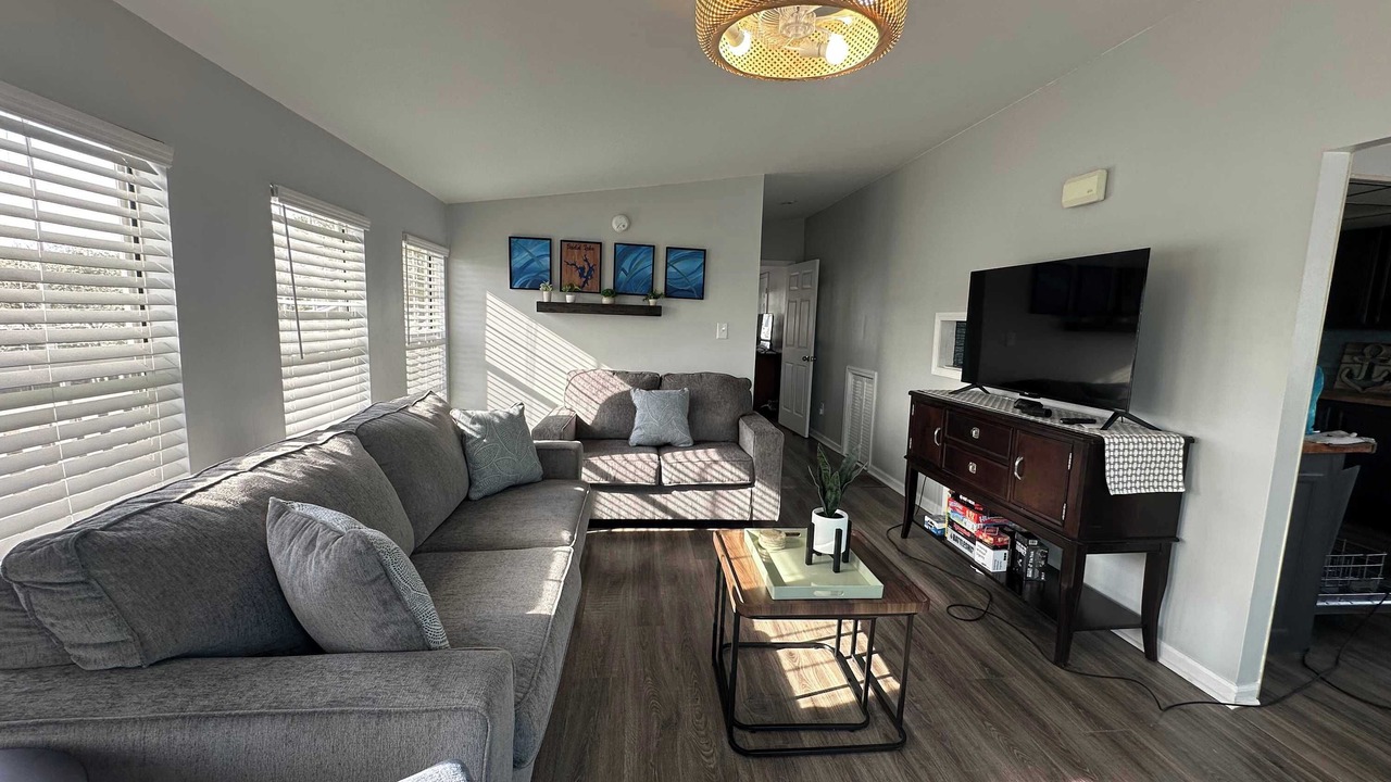 Photo of Livingroom in New London