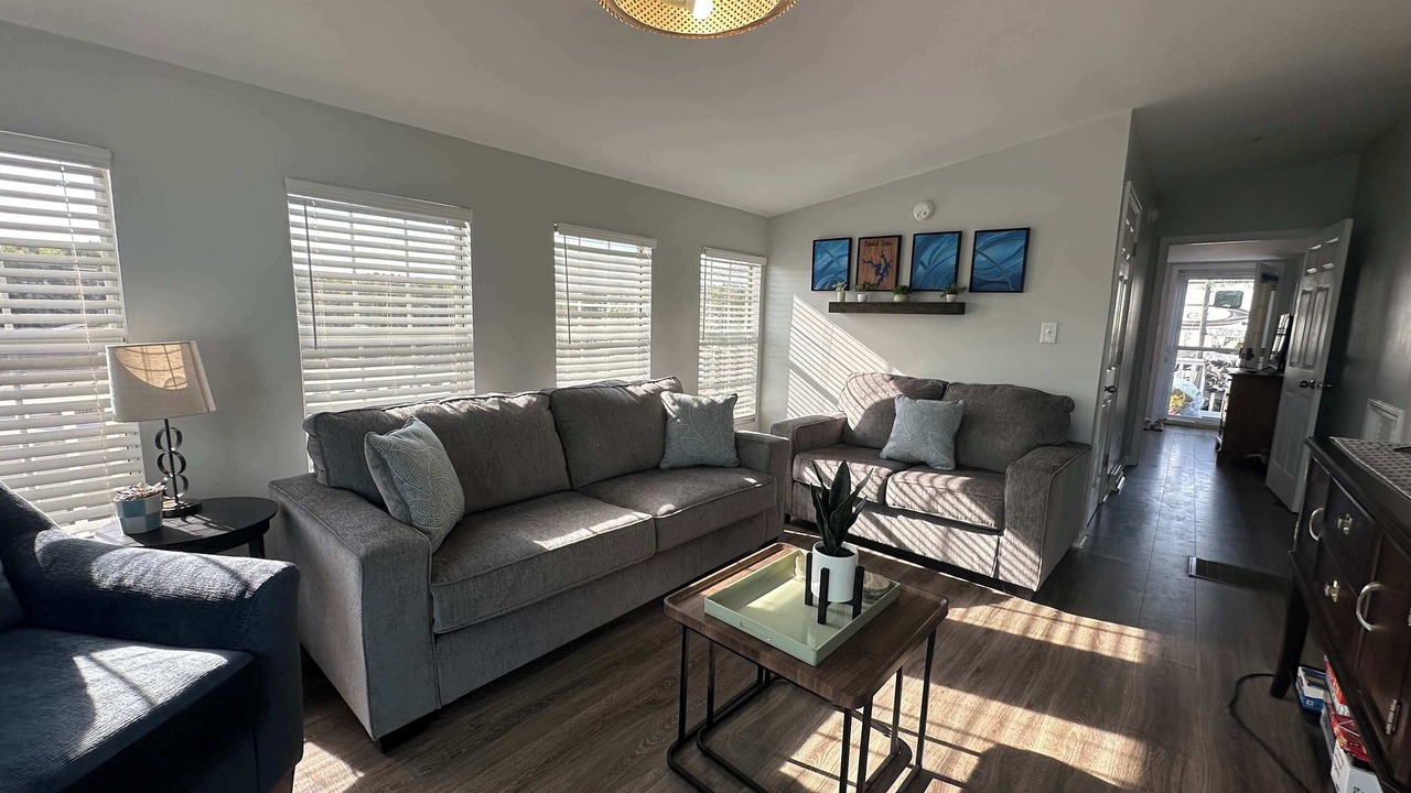 Photo of Livingroom in New London