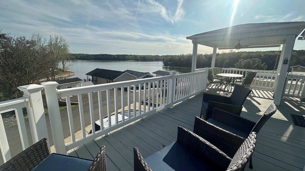Photo of Patio Balcony in New London