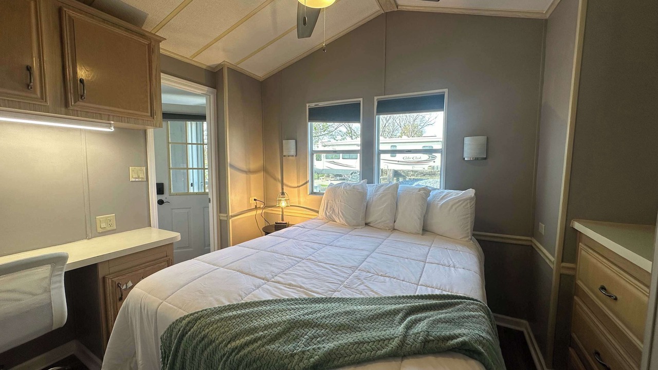 Photo of Bedroom in New London
