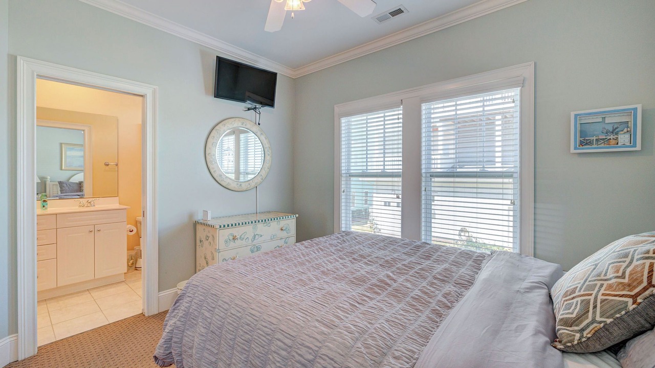 Photo of Bedroom in Wilmington Beach