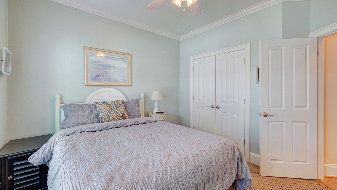 Photo of Bedroom in Wilmington Beach