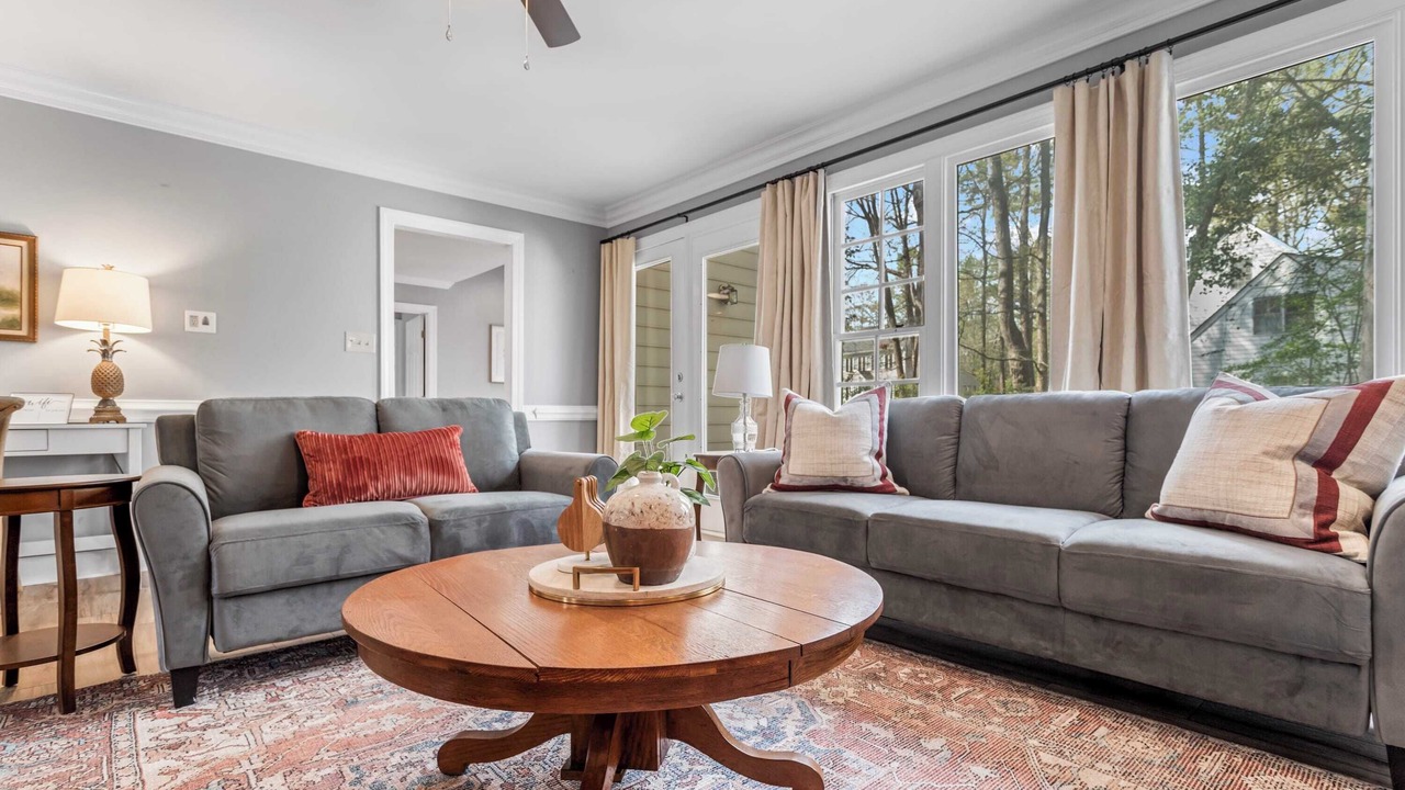 Photo of Livingroom in Cary