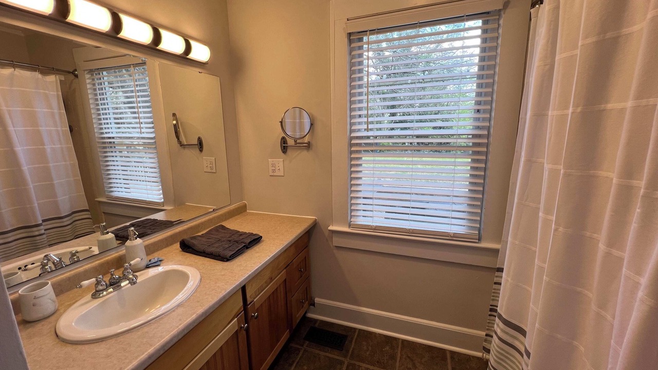 Photo of Bathroom in Clayton