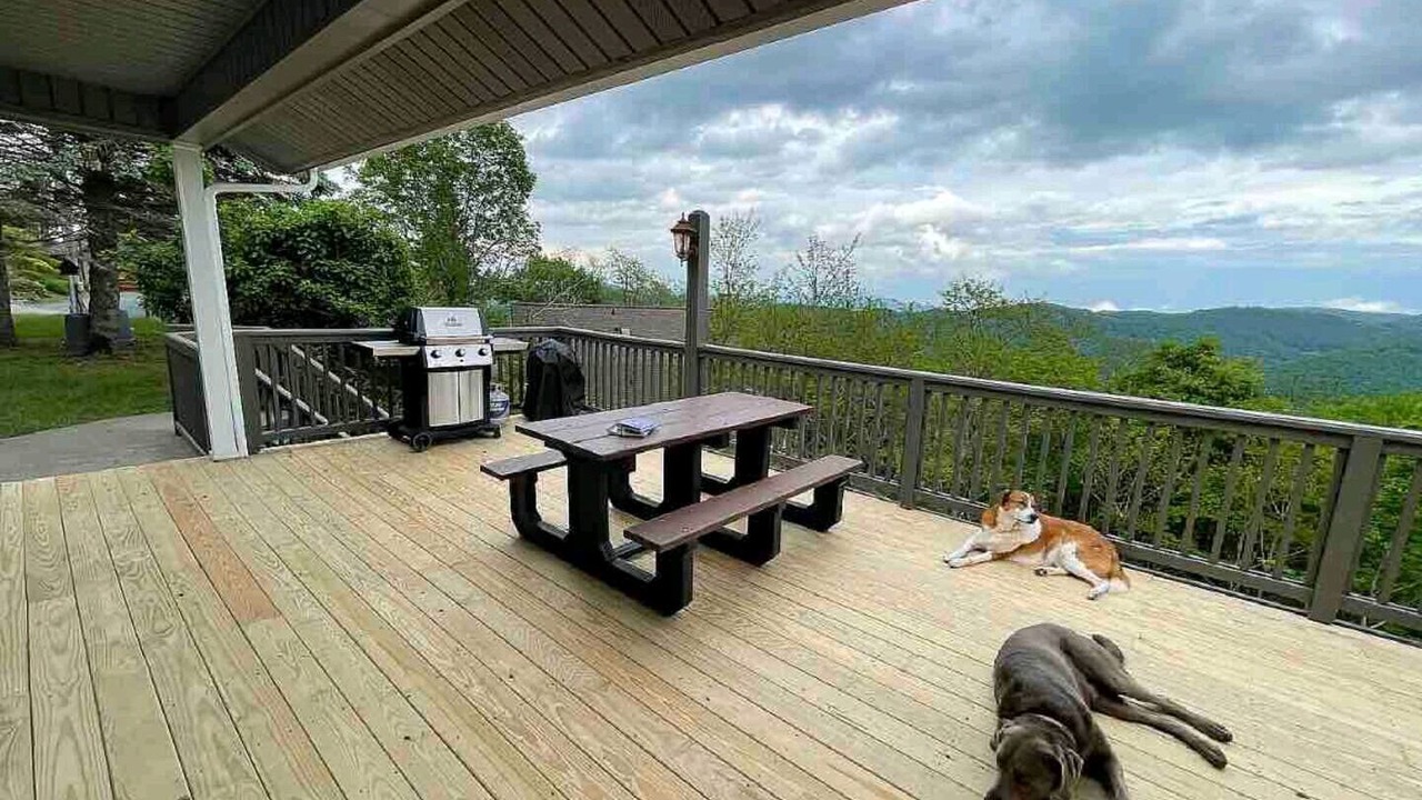 Photo of Outdoor in Blowing Rock