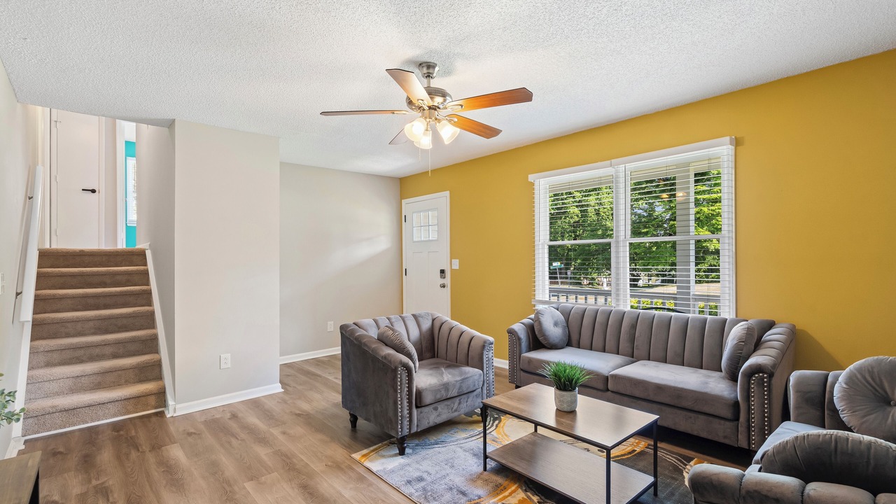 Photo of Livingroom in Toddville Road
