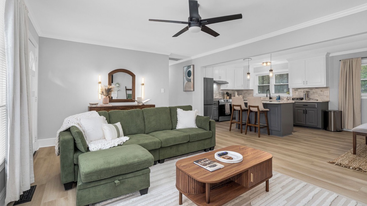 Photo of Livingroom in Rocky Mount