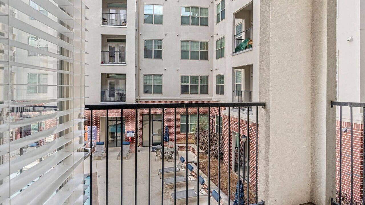 Photo of Outdoor in West End
