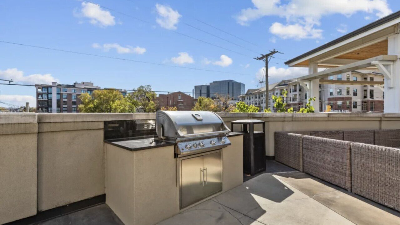 Photo of Outdoor in West End