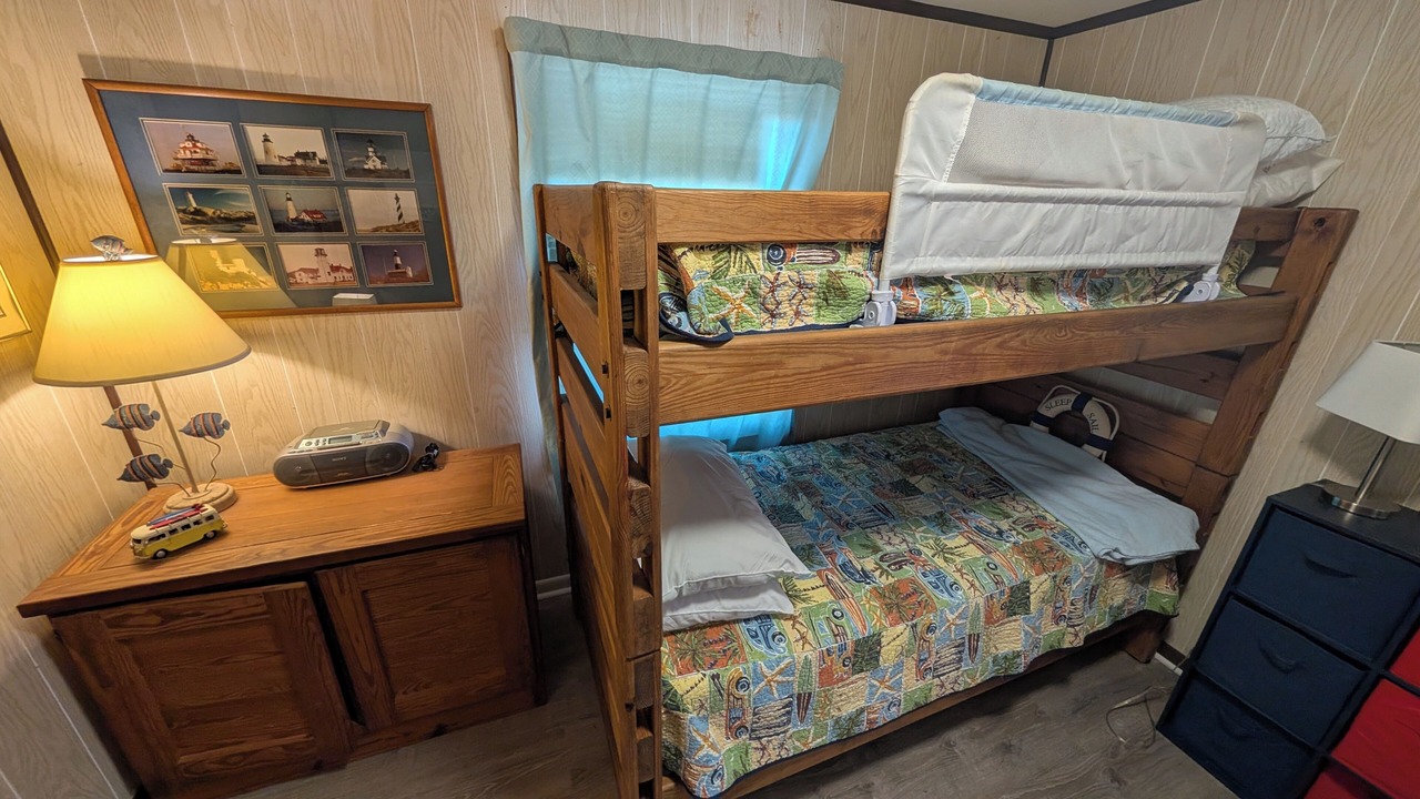 Photo of Bedroom in Colington