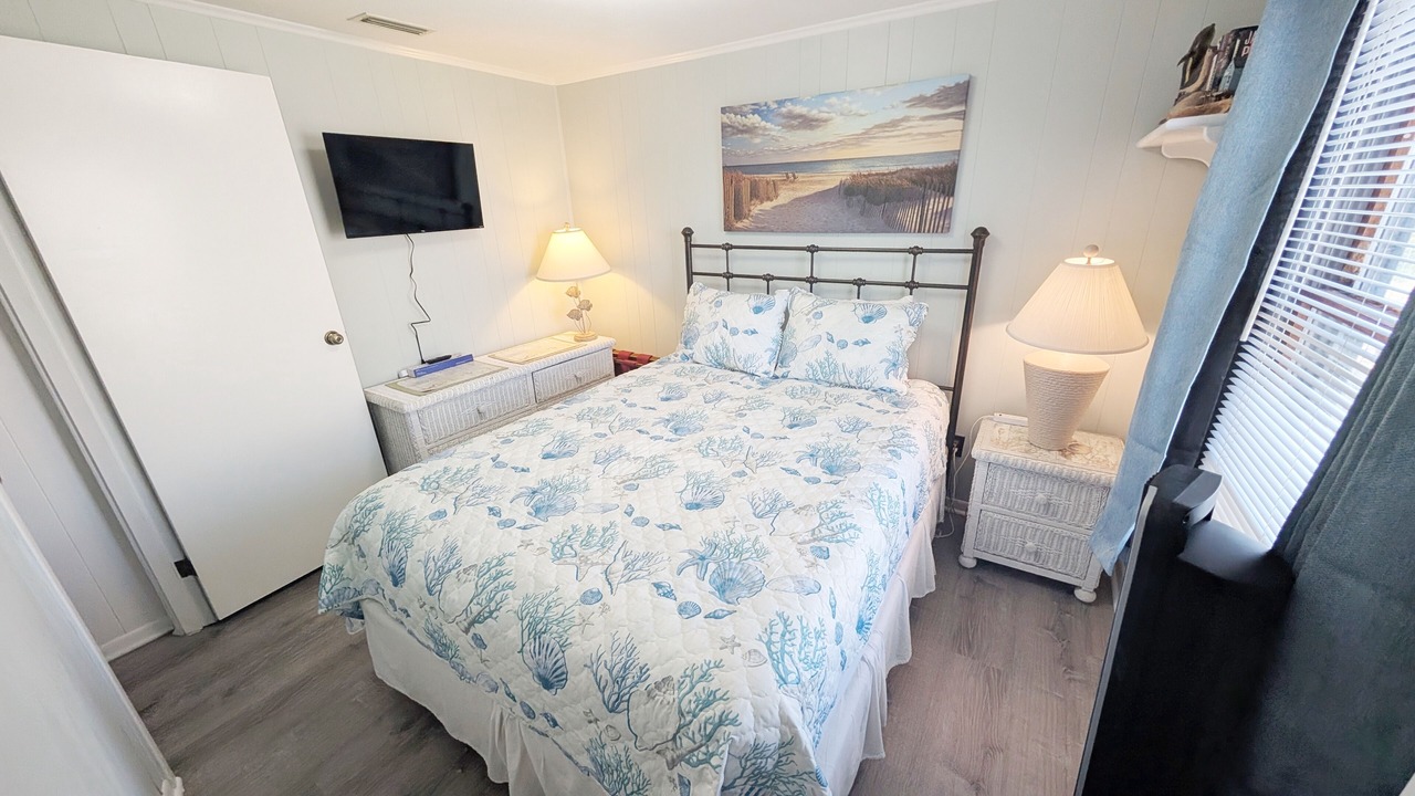 Photo of Bedroom in Colington
