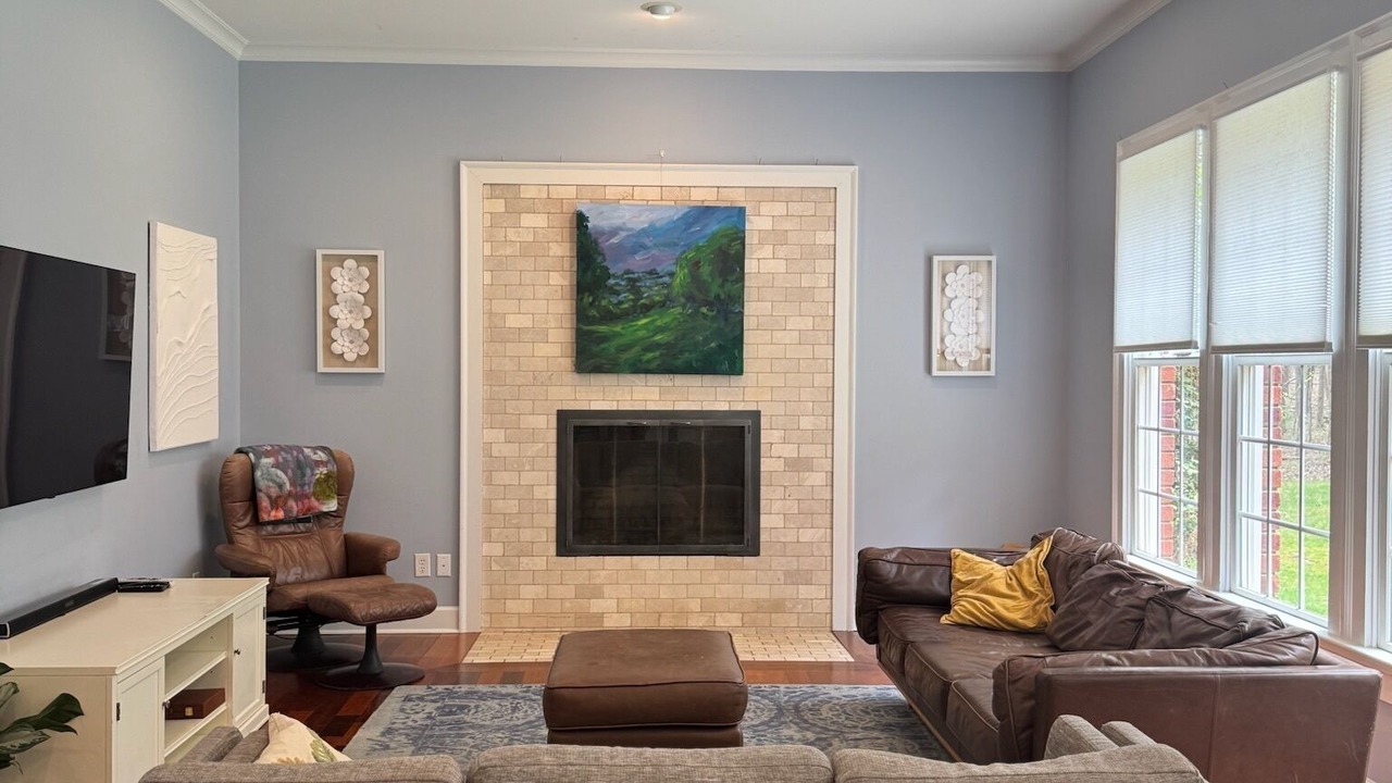Photo of Livingroom in Chapel Hill