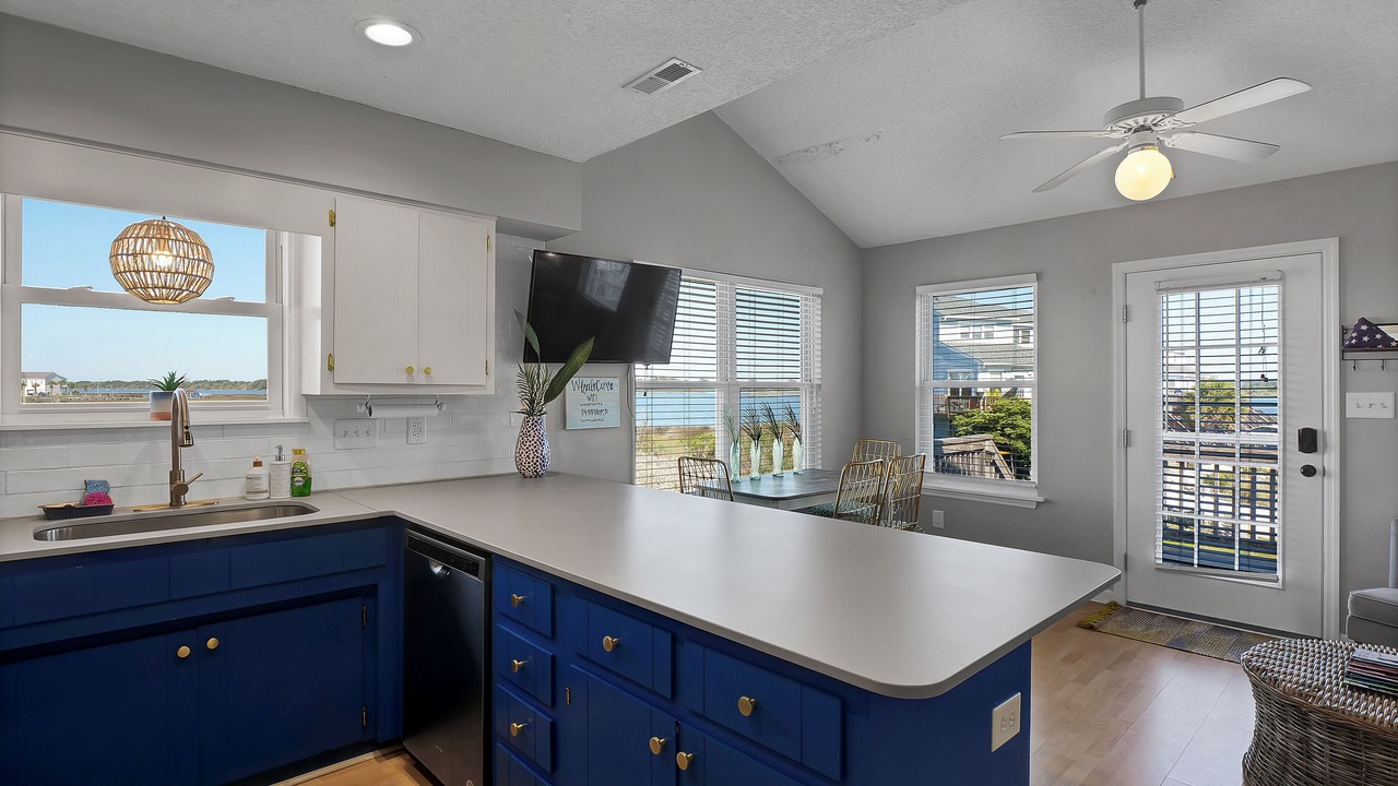 Photo of Kitchen in McCutcheon Field