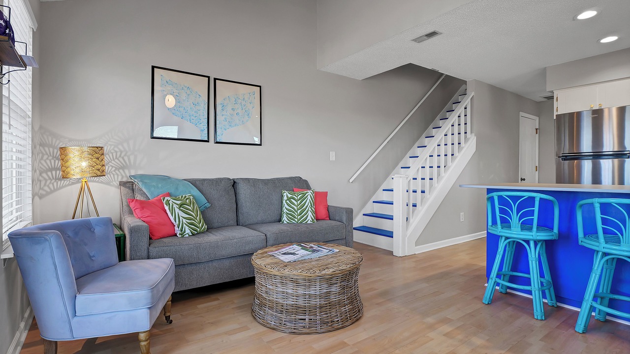 Photo of Livingroom in McCutcheon Field