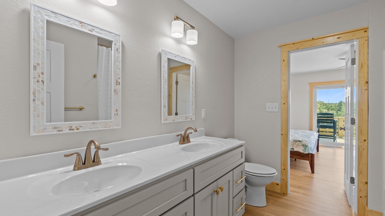 Photo of Bathroom in Indiantown Shores