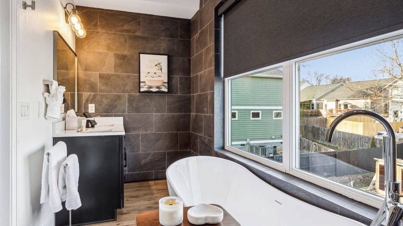 Photo of Bathroom in East Hill