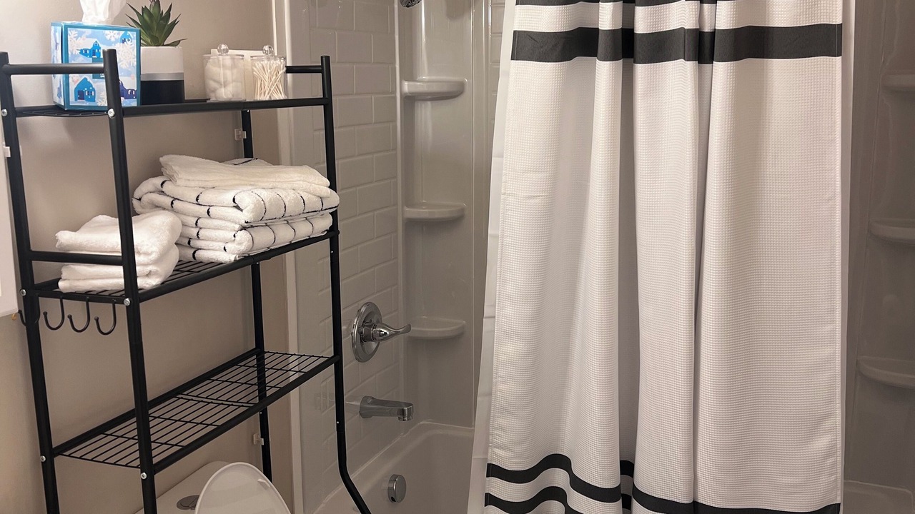 Photo of Bathroom in Rockingham