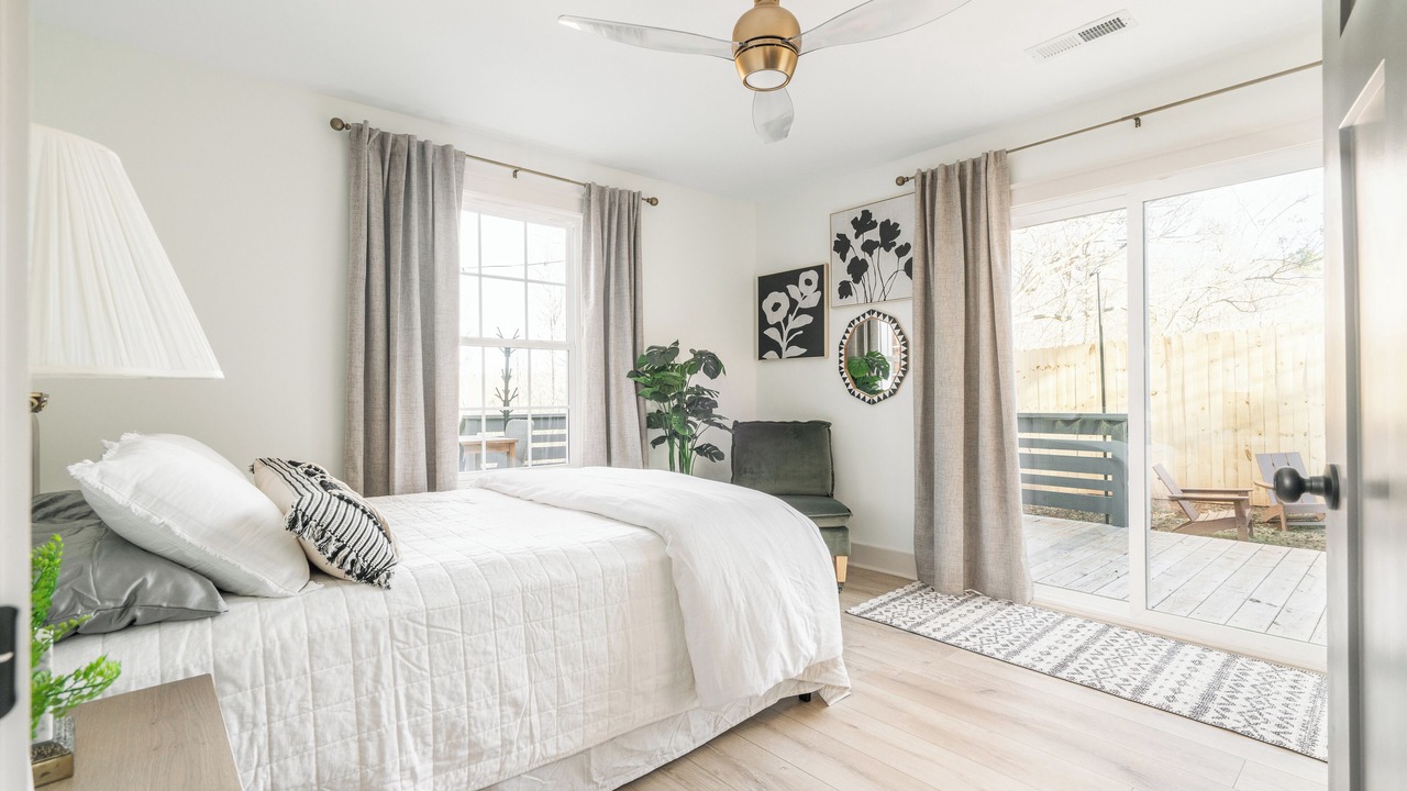 Photo of Bedroom in Southmont