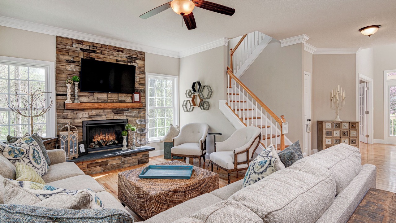 Photo of Livingroom in Skyland