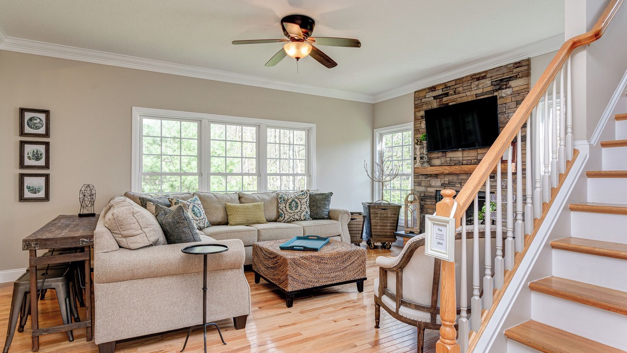 Photo of Livingroom in Skyland