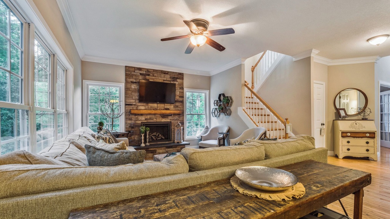 Photo of Livingroom in Skyland