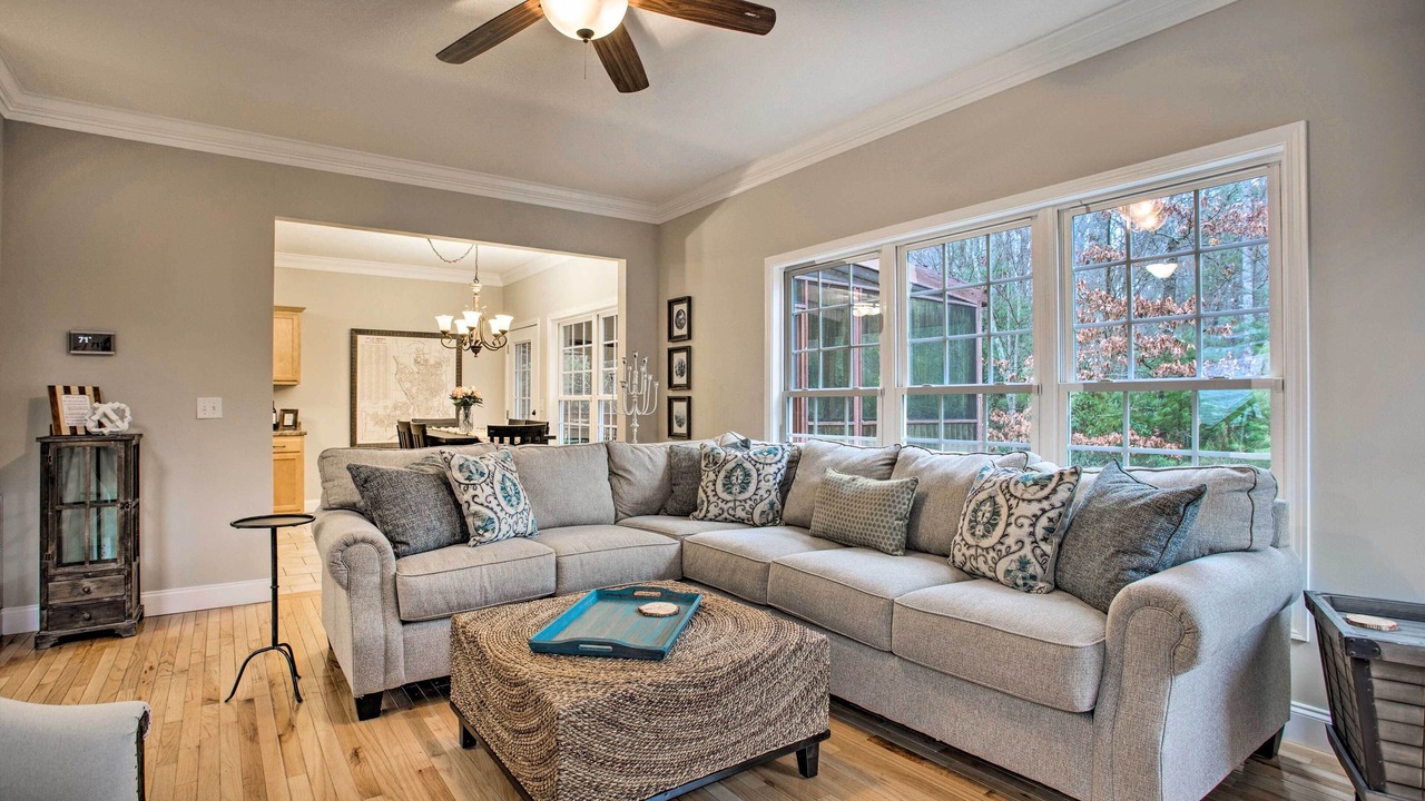 Photo of Livingroom in Skyland