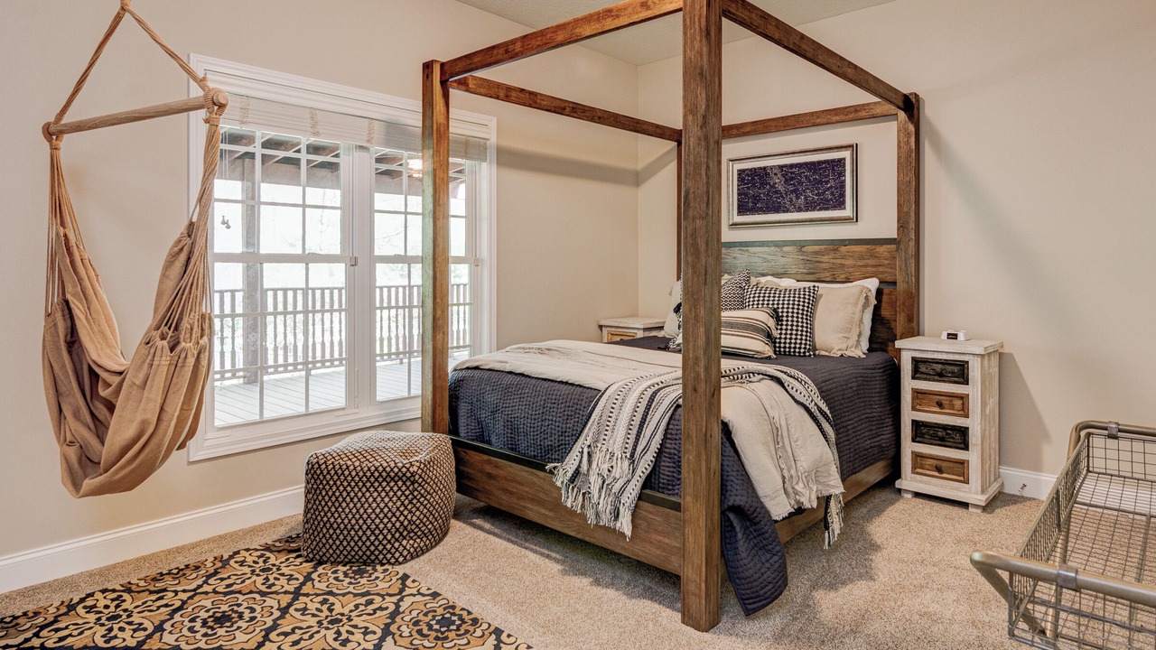 Photo of Bedroom in Skyland