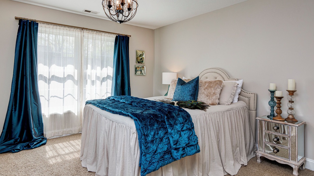 Photo of Bedroom in Royal Pines