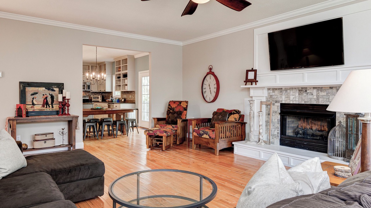 Photo of Livingroom in Royal Pines
