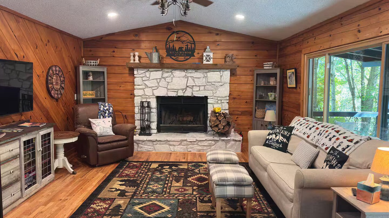 Photo of Livingroom in Hemphill Heights