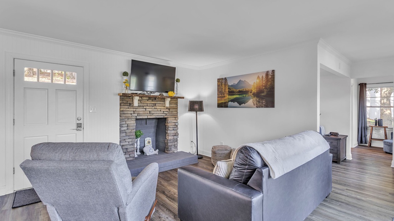 Photo of Livingroom in Troutman
