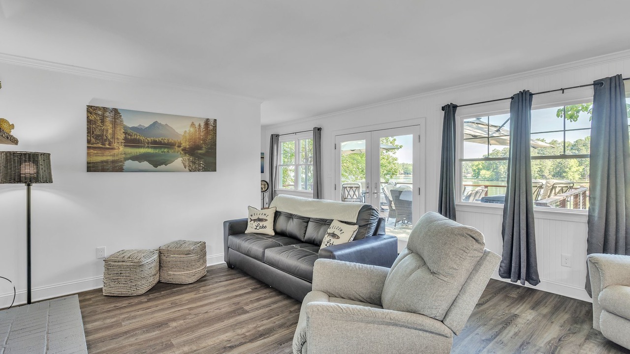 Photo of Livingroom in Troutman