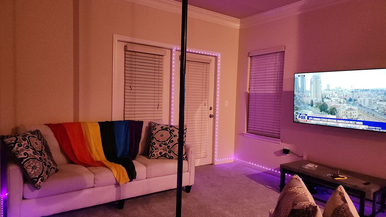 Photo of Livingroom in Executive Park