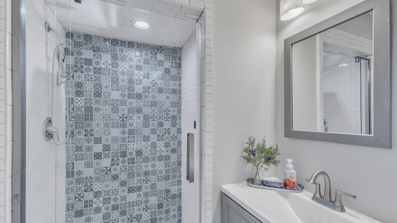 Photo of Bathroom in Southwest Raleigh