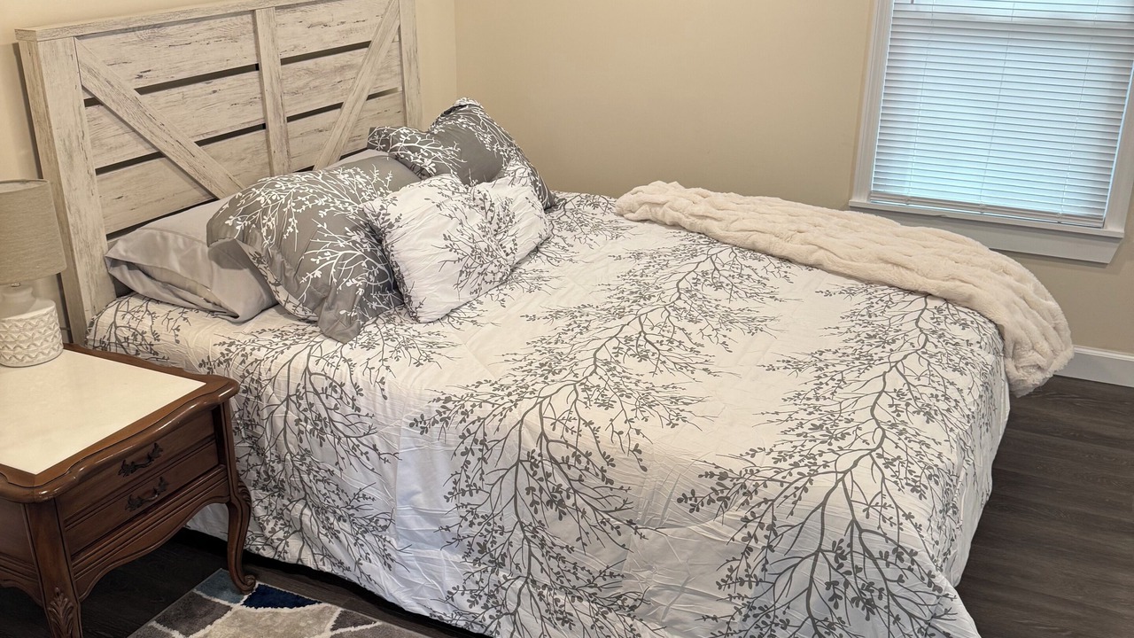 Photo of Bedroom in Pembroke