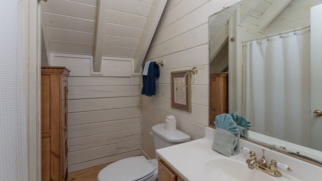 Photo of Bathroom in Murphy