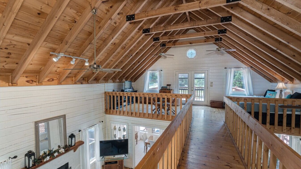 Photo of Livingroom in Murphy
