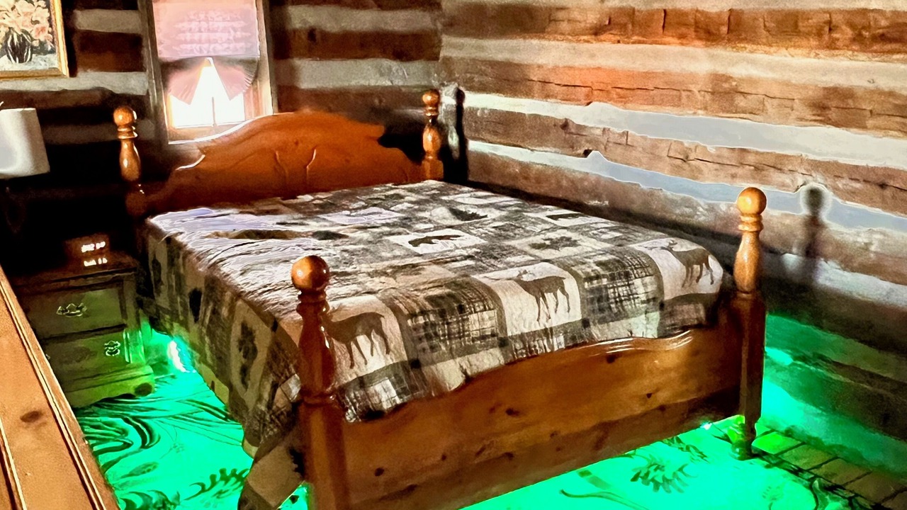 Photo of Bedroom in Pilot Mountain