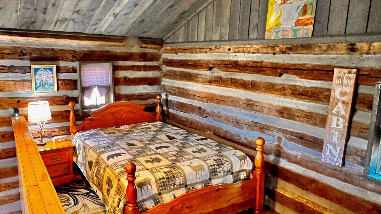 Photo of Bedroom in Pilot Mountain