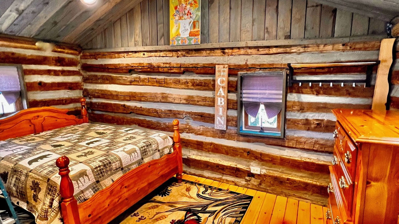 Photo of Bedroom in Pilot Mountain