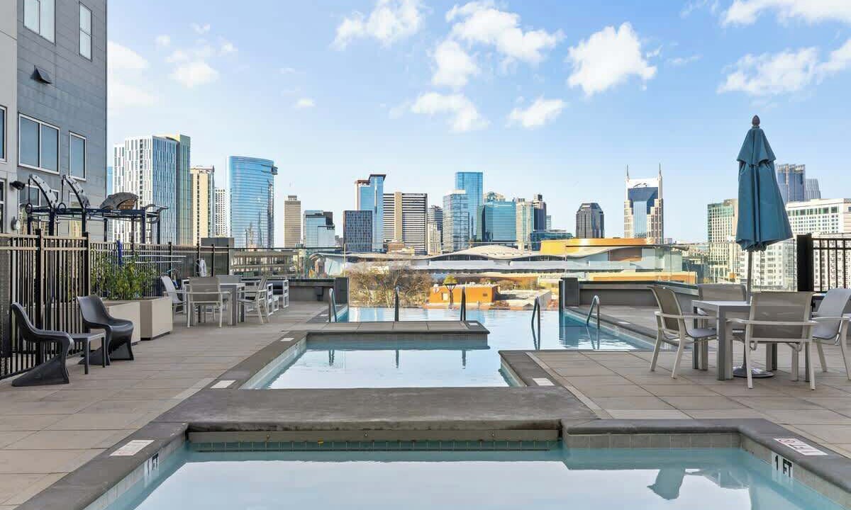 Photo of Outdoor in Eighth Avenue