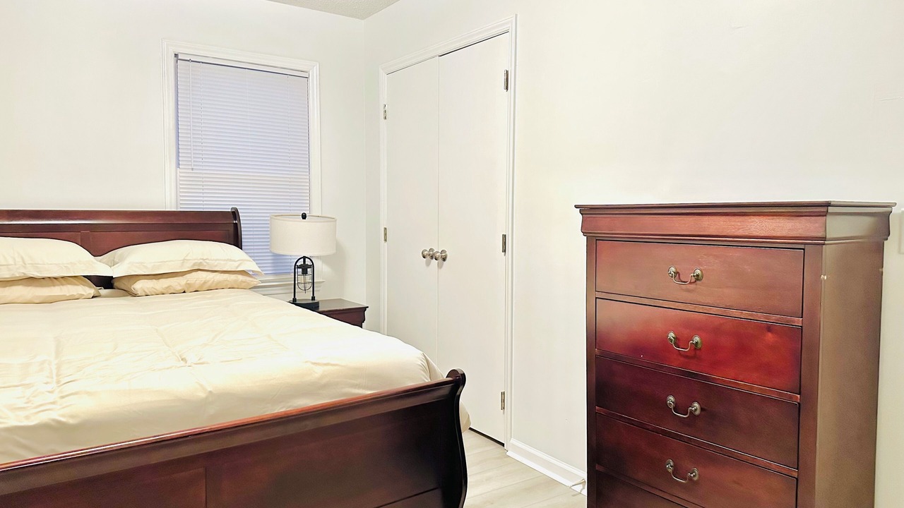 Photo of Bedroom in Pineville