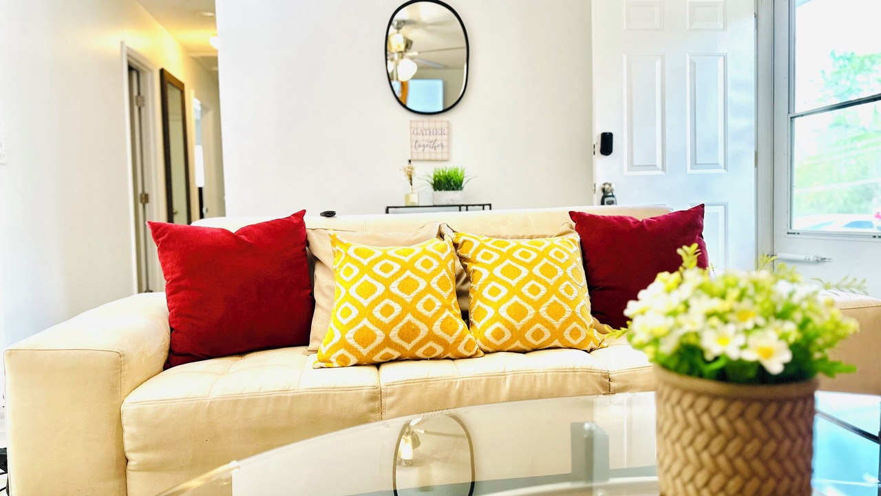 Photo of Livingroom in Pineville