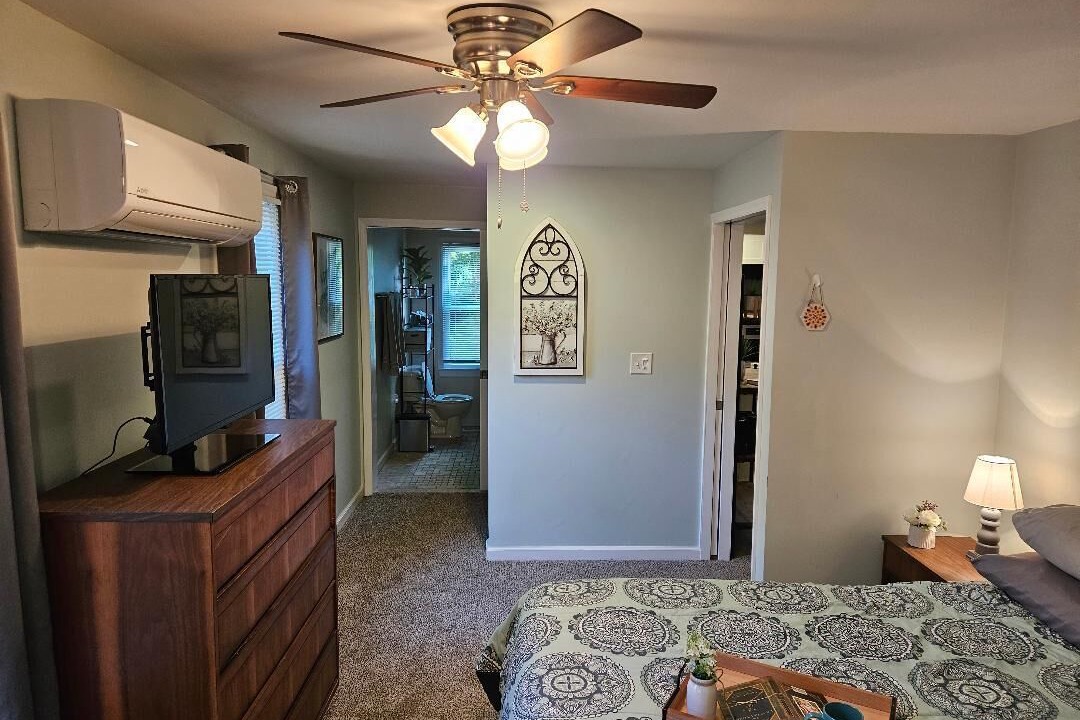 Photo of Bedroom in Garner