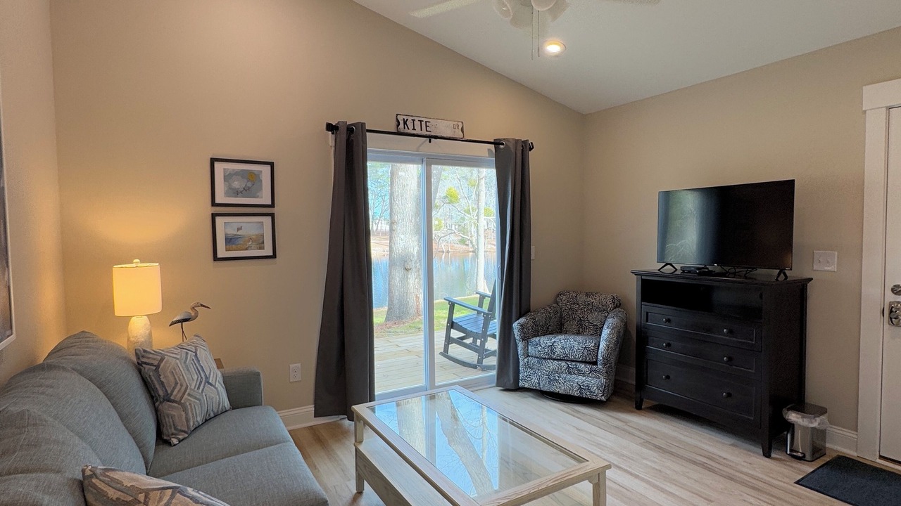 Photo of Livingroom in Elizabethtown