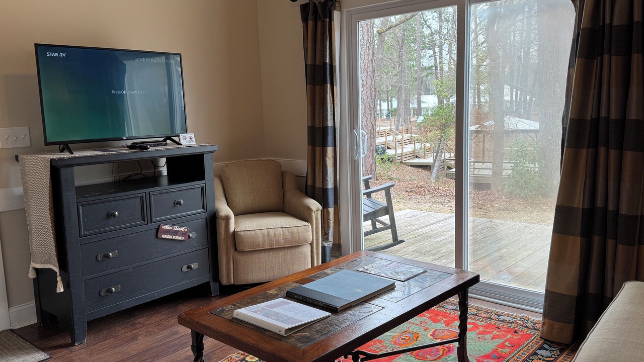 Photo of Livingroom in Elizabethtown