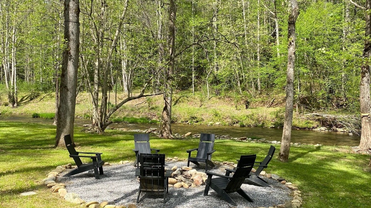 Photo of Outdoor in Deep Gap