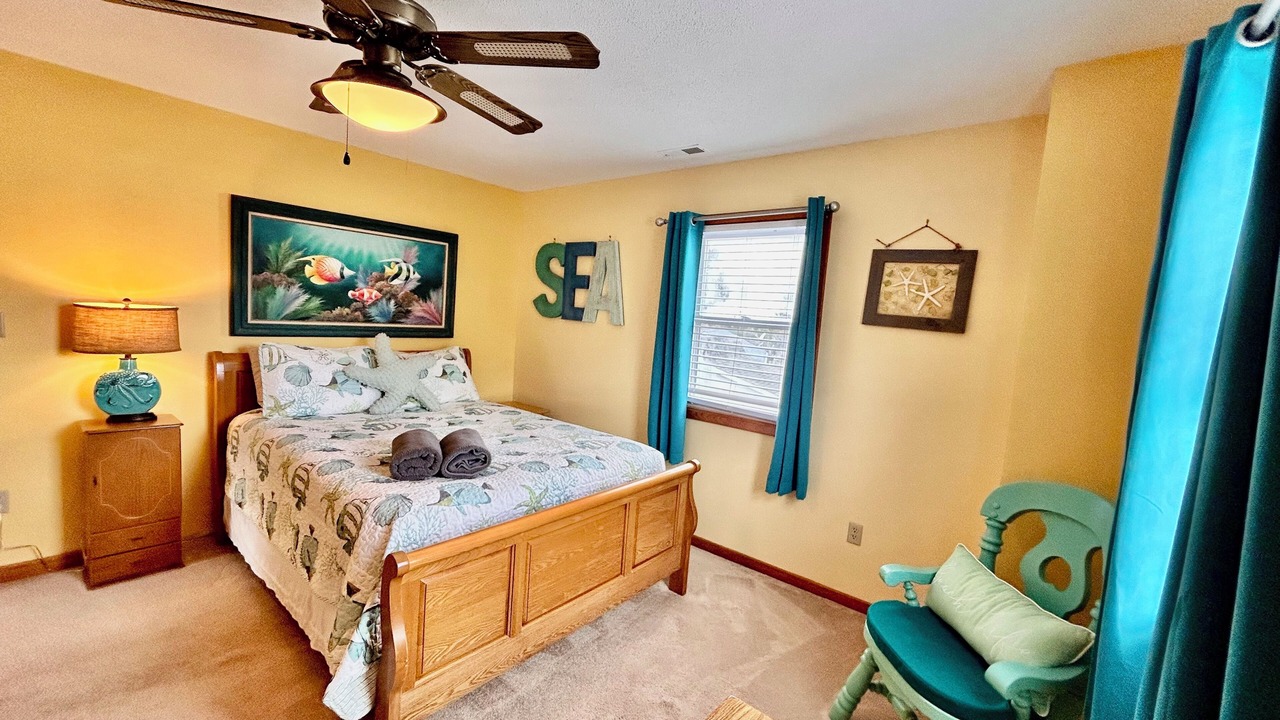 Photo of Bedroom in Colington