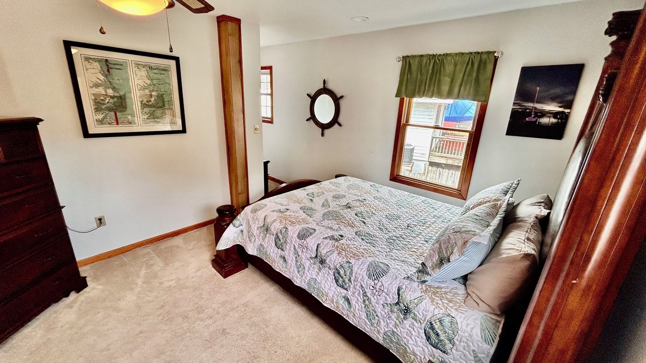 Photo of Bedroom in Colington