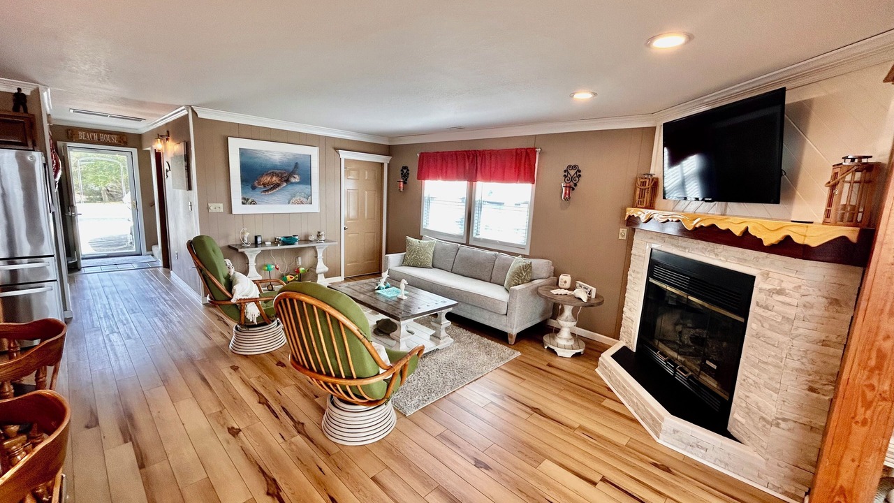 Photo of Livingroom in Colington